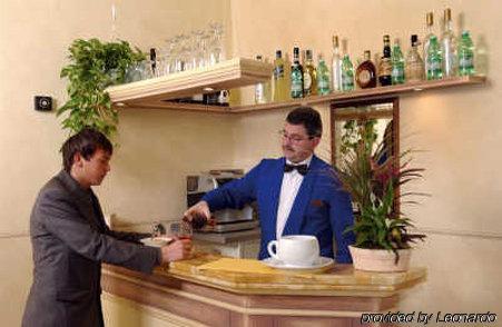 Hotel Sextum 3*