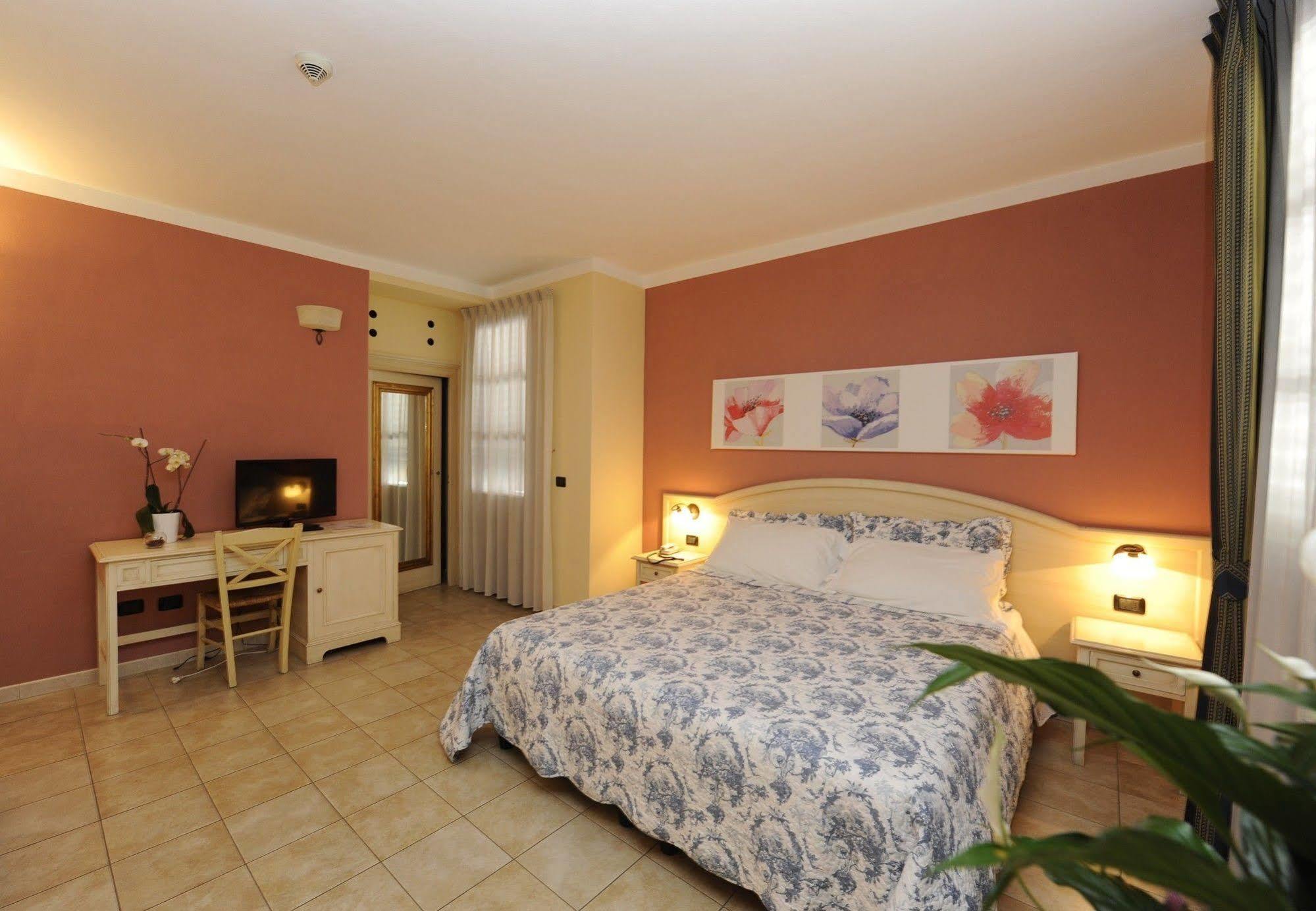 Sextum Hotel
